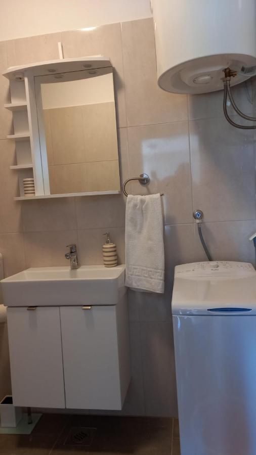 Leona Apartment Vidikovac, Pula Luaran gambar