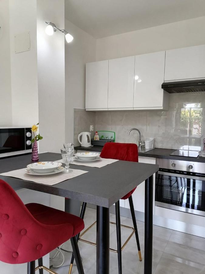 Leona Apartment Vidikovac, Pula Luaran gambar