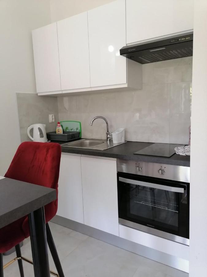Leona Apartment Vidikovac, Pula Luaran gambar