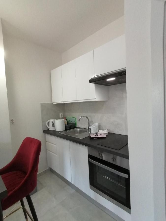 Leona Apartment Vidikovac, Pula Luaran gambar