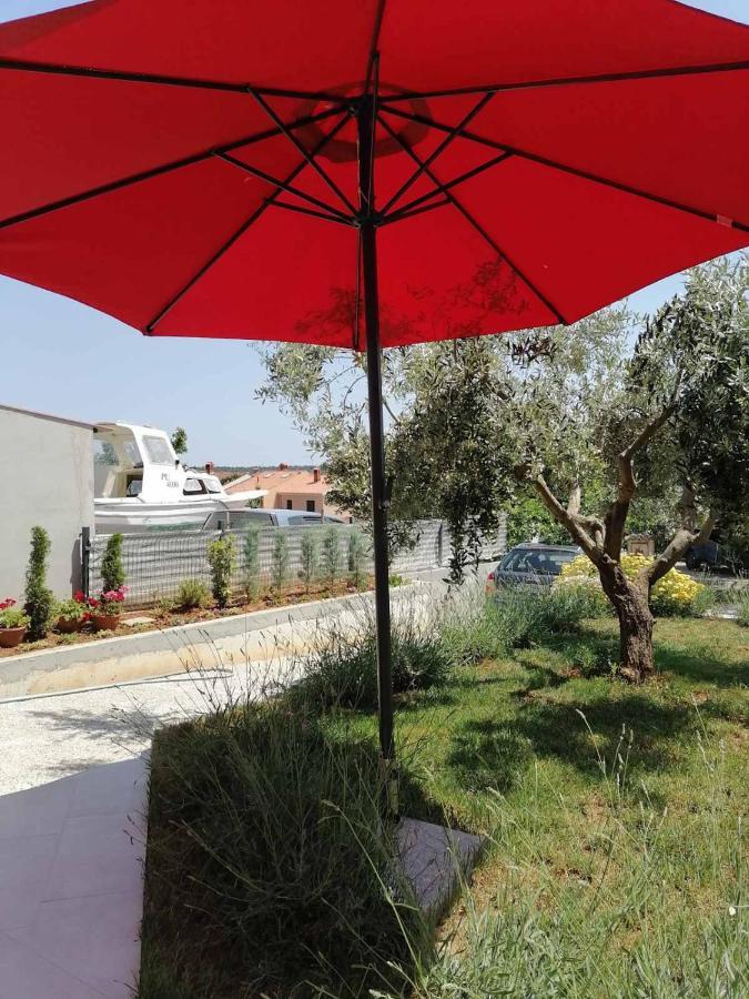 Leona Apartment Vidikovac, Pula Luaran gambar