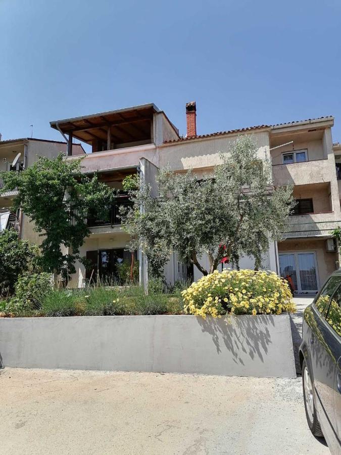 Leona Apartment Vidikovac, Pula Luaran gambar