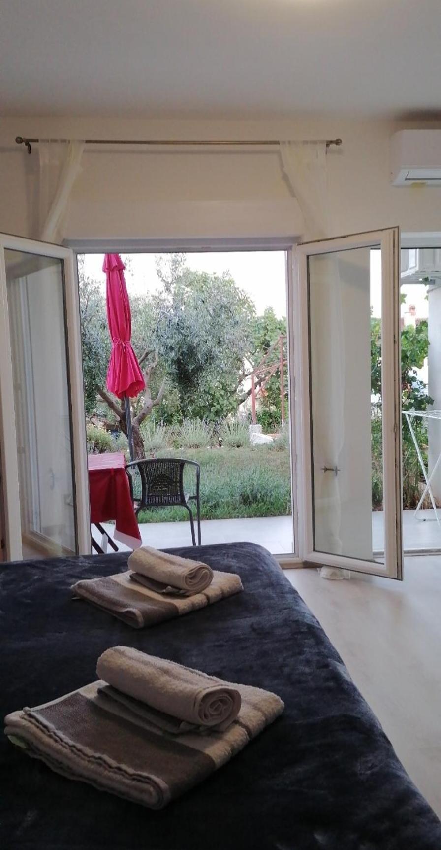 Leona Apartment Vidikovac, Pula Bilik gambar
